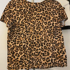 Cheetah print t shirt